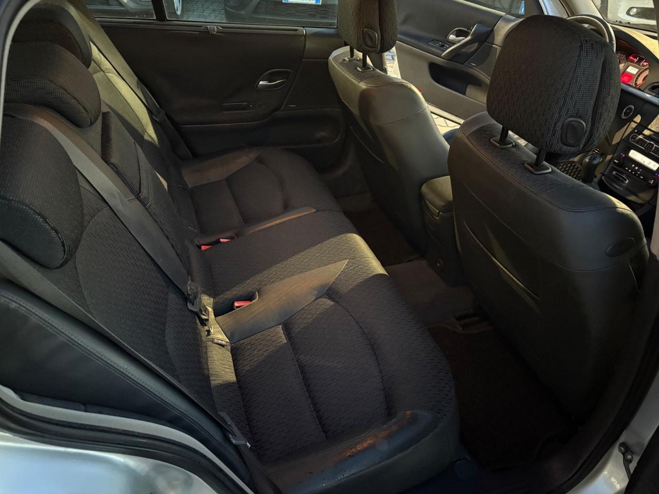 Renault Laguna 2.0 16V SporTour