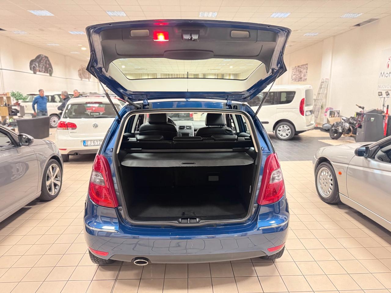 Mercedes-benz A 160 BlueEFFICIENCY Elegance