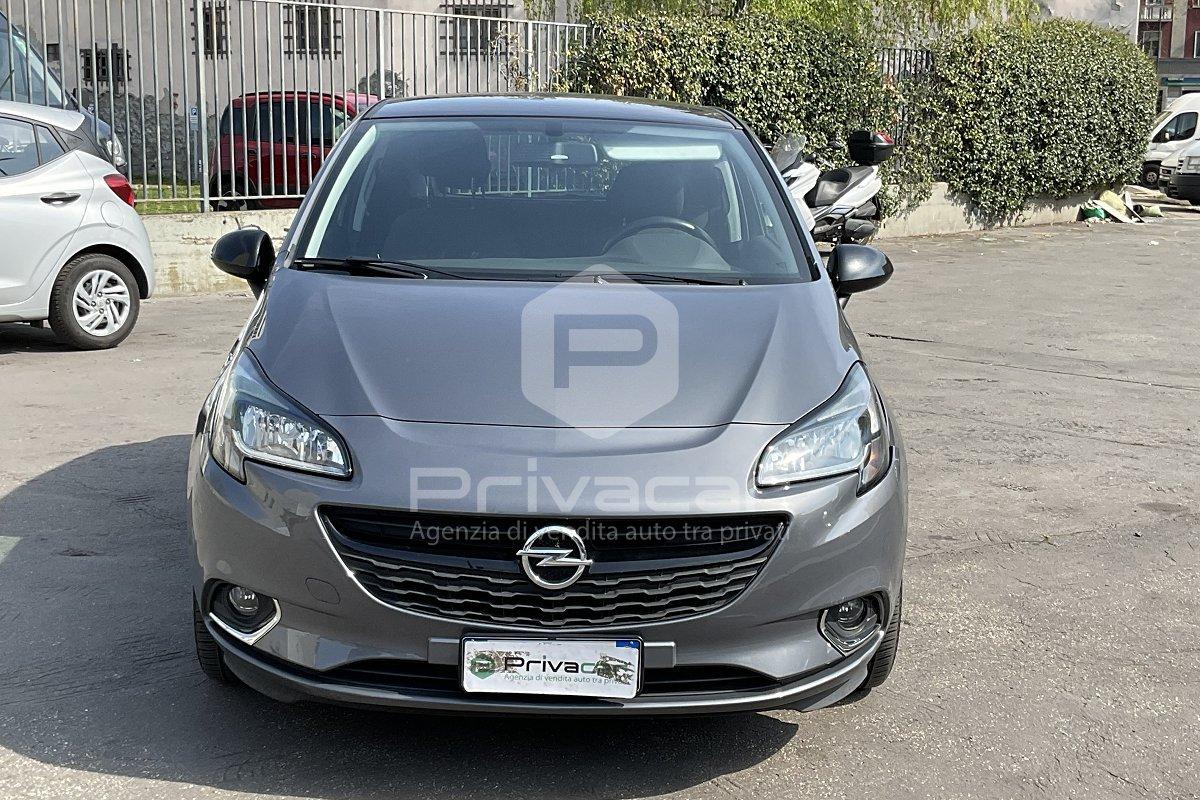 OPEL Corsa 1.2 Coupé b-Color