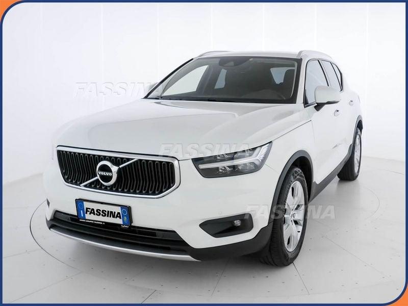 Volvo XC40 T3 Geartronic Momentum Pro