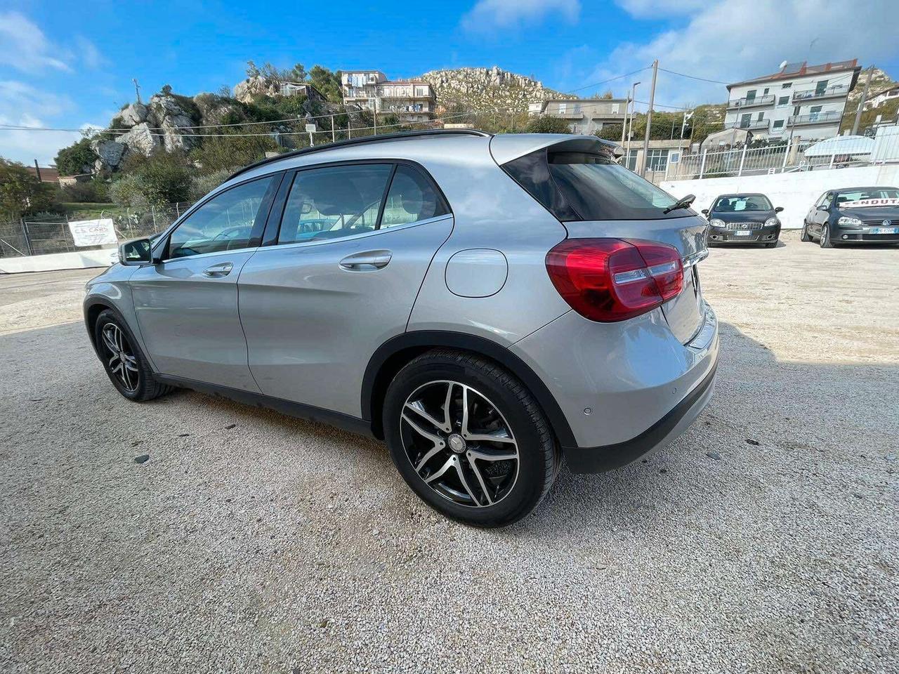 Mercedes-benz GLA 200 CDI Premium