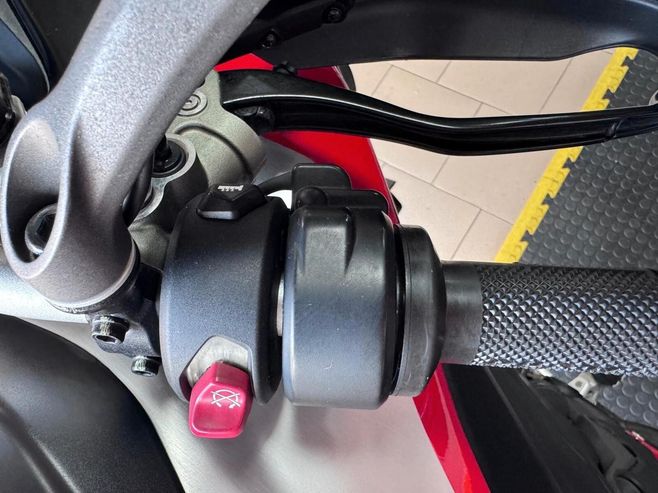 Ducati Multistrada V4 RALLY TRAVEL & RADAR