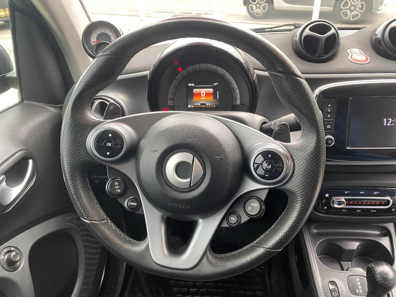 SMART fortwo coupe 0.9 t Passion 90cv twinamic my18