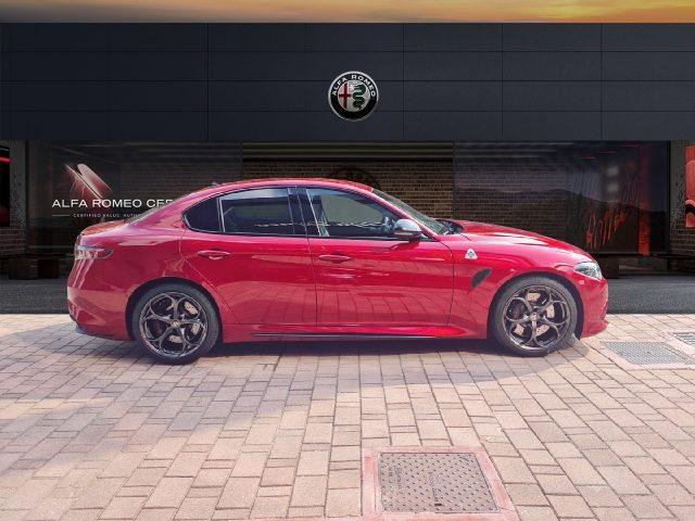 ALFA ROMEO Giulia 2.9 V6 Bi-Turbo AT8 Quadrifoglio