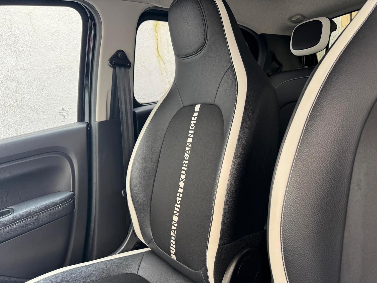 Renault Twingo Electric Urban Night