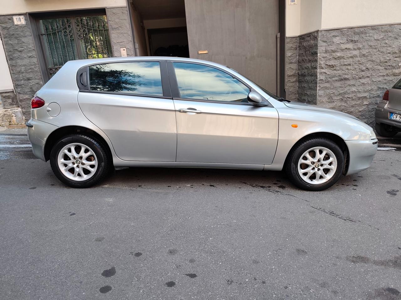 Alfa Romeo 147 1.6 benzina 91.000 km
