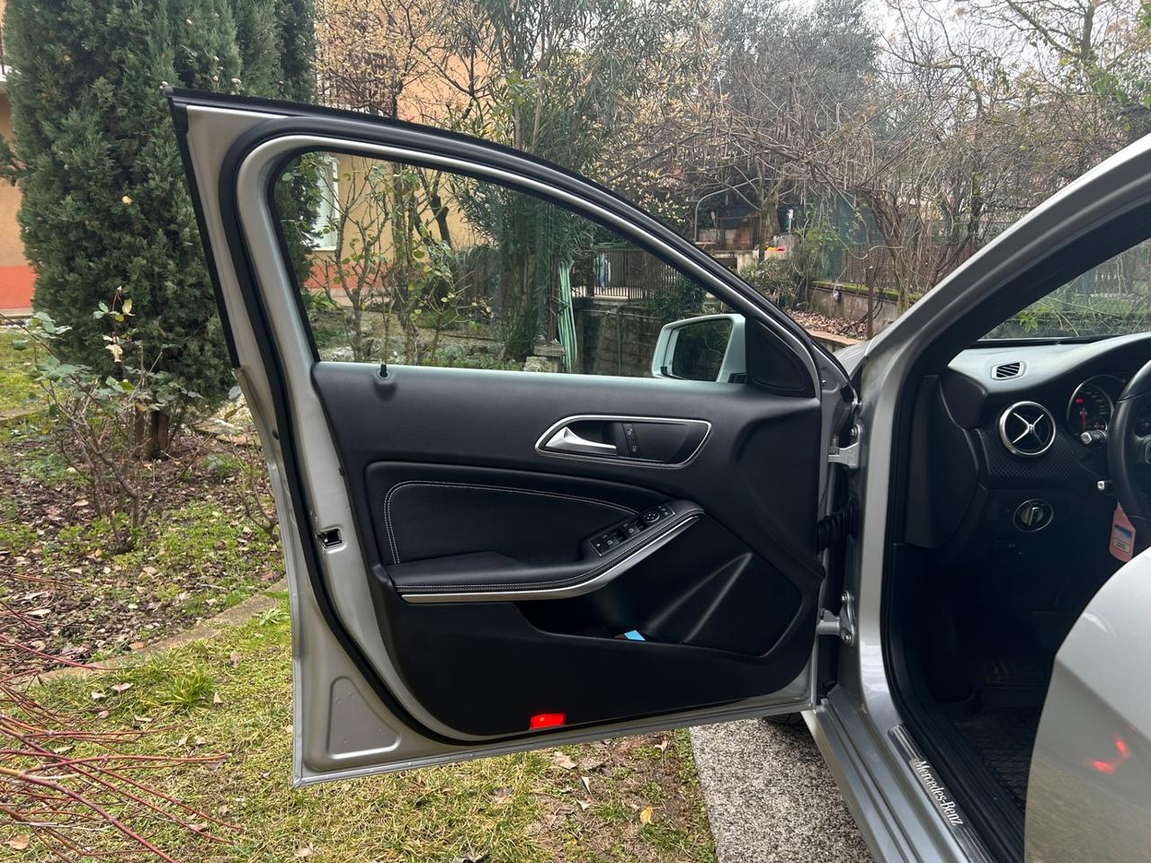 Mercedes-benz A 220 d Automatic 4Matic Premium