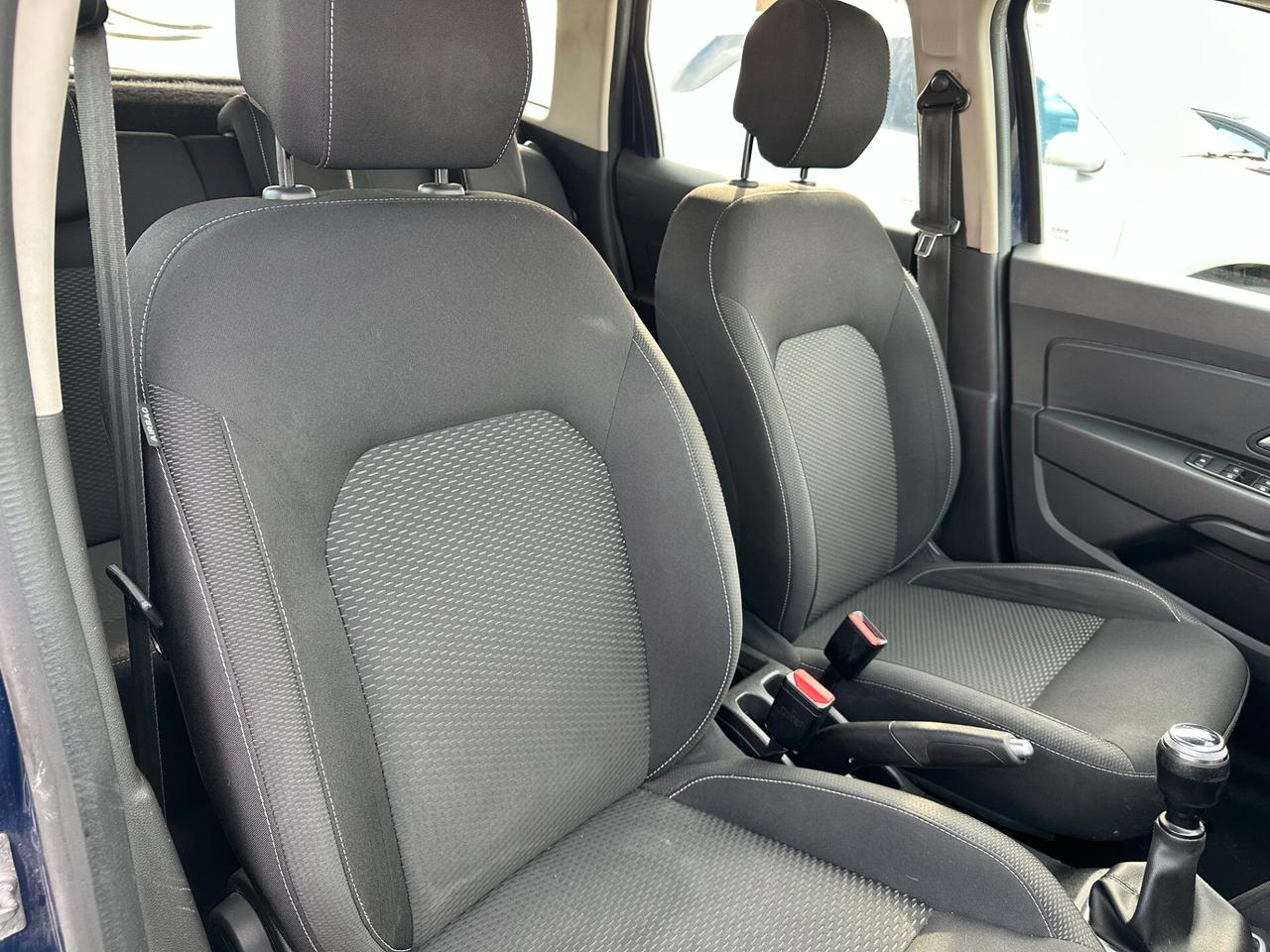 Dacia Duster 1.0TCE*GPL*100CV*NAVI*BLUETOOTH*LED*GANCIO*
