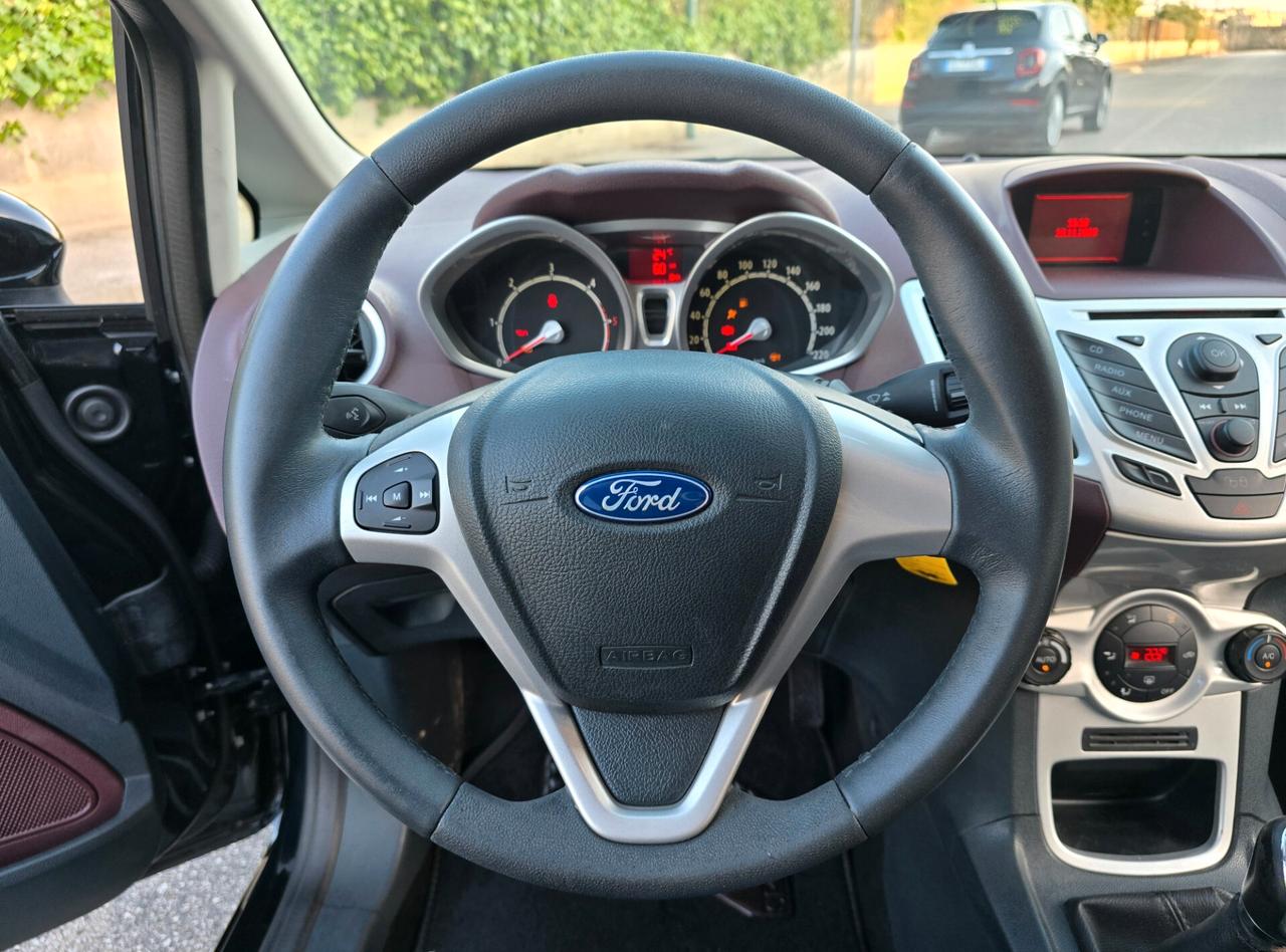 FORD FIESTA TITANIUM 1.4 DIESEL NUOVISSIMA E FULL