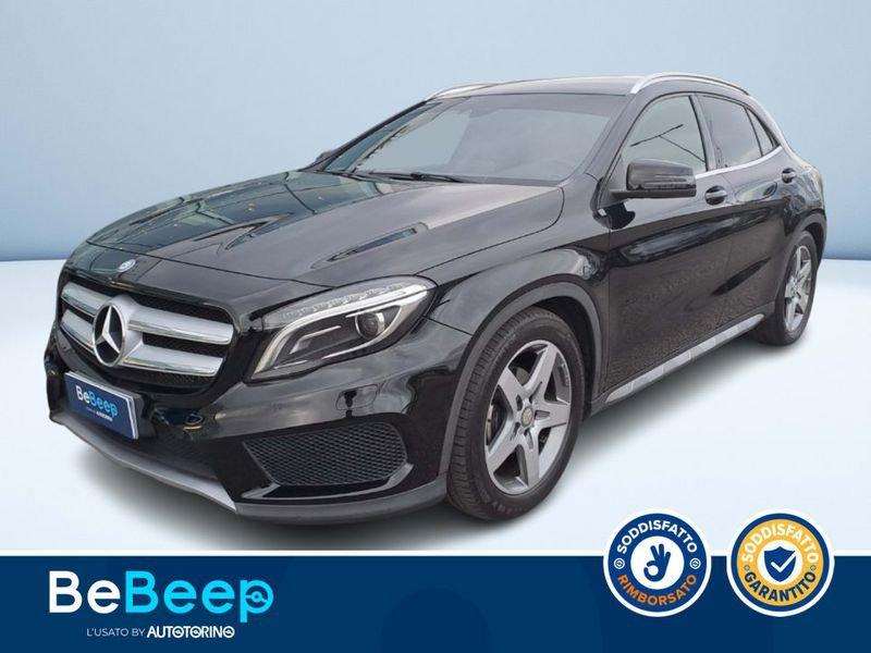 Mercedes-Benz GLA 200 D (CDI) PREMIUM 4MATIC AUTO