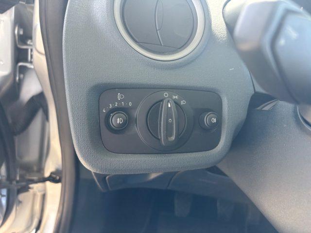 FORD Fiesta 1.2 82CV 5 porte OK NEOPATENTATI EURO 5 BENZINA