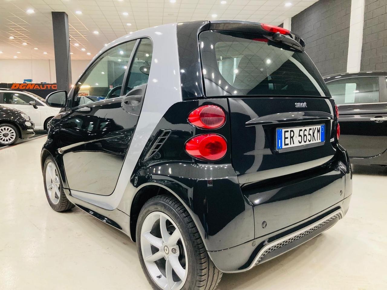 Smart ForTwo 1000 52 kW MHD coupé passion