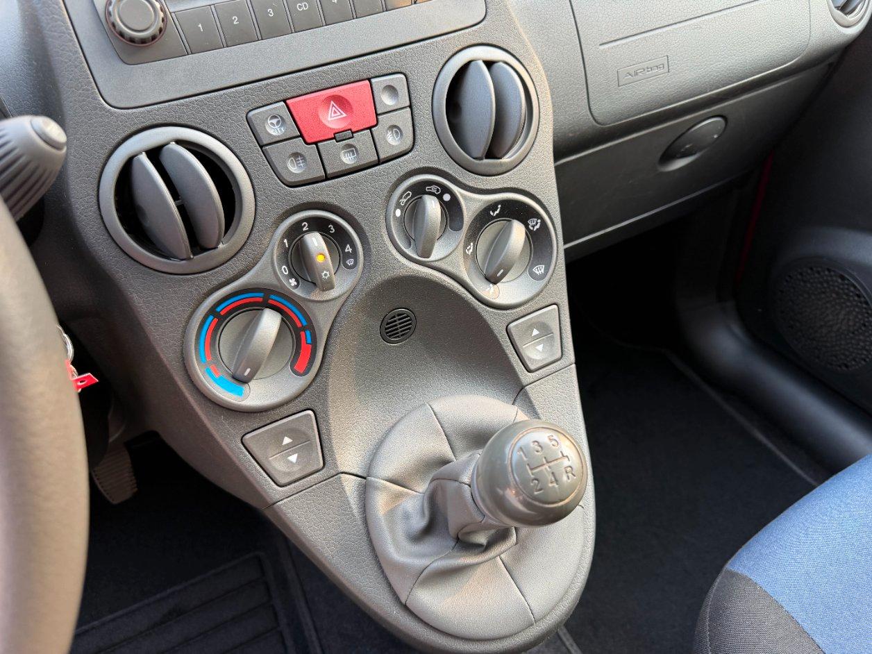 Fiat Panda 1.2 Emotion 69cv E5 IDONEA NEOPATENTATI