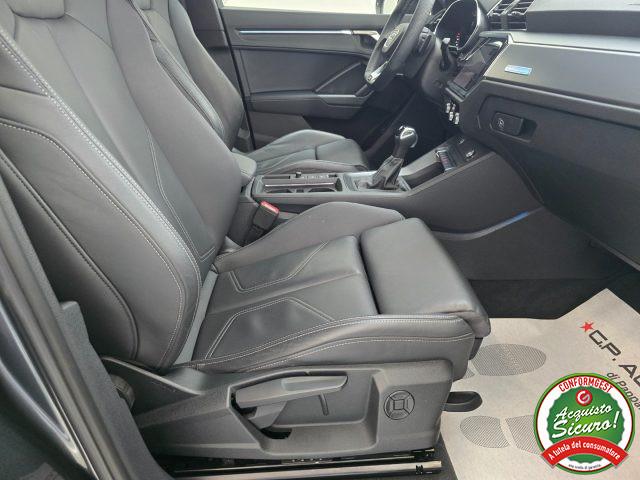 AUDI Q3 SPB 35 TDI S tronic Identity Black