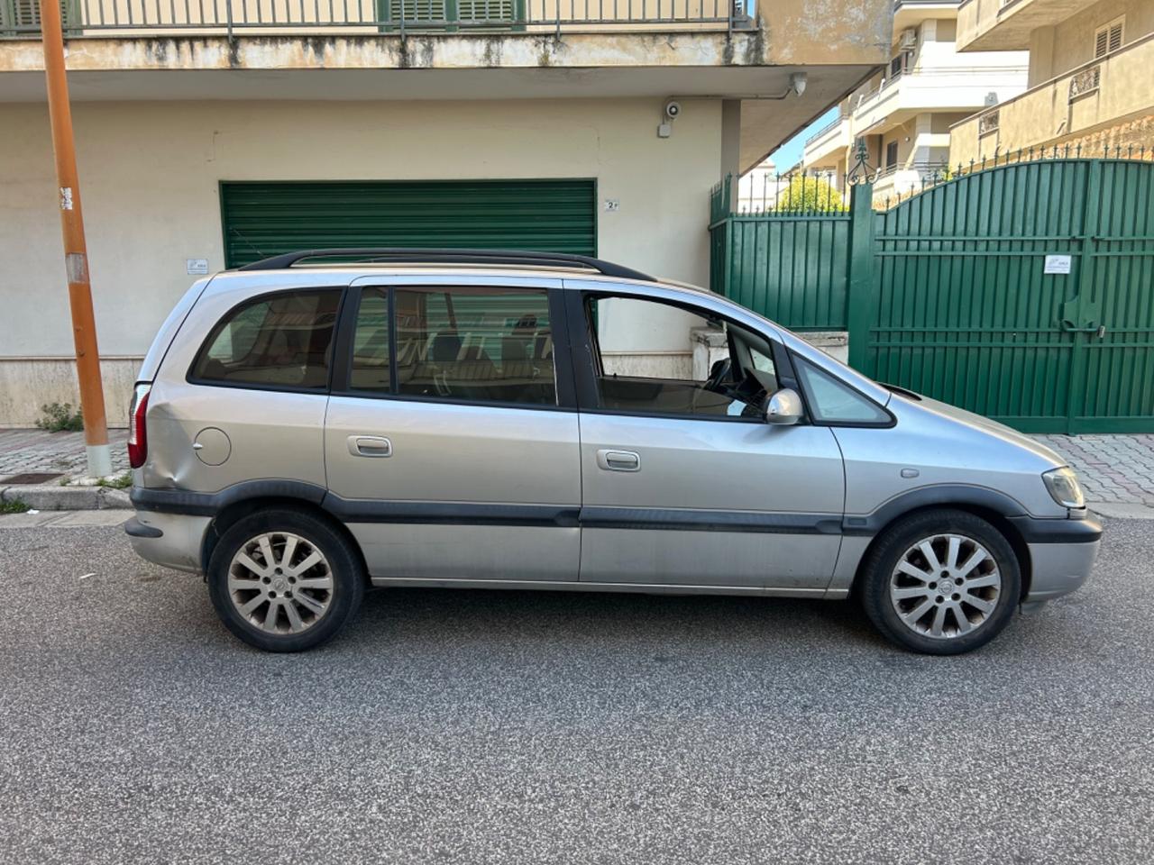 Opel Zafira 2.0 16V DTI cat Elegance