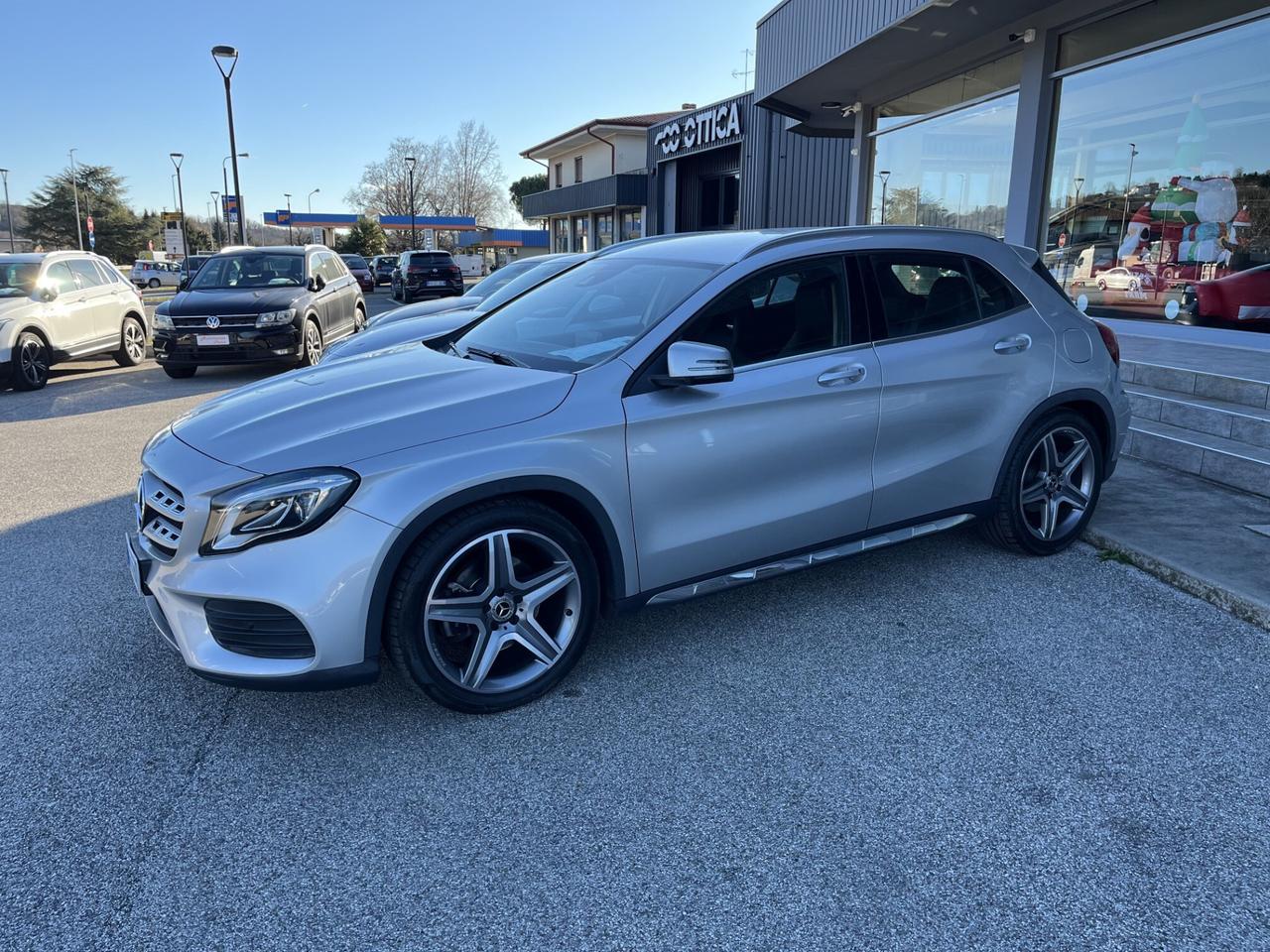 MERCEDES GLA 220 CDI 170 CV 4 MATIC PREMIUM