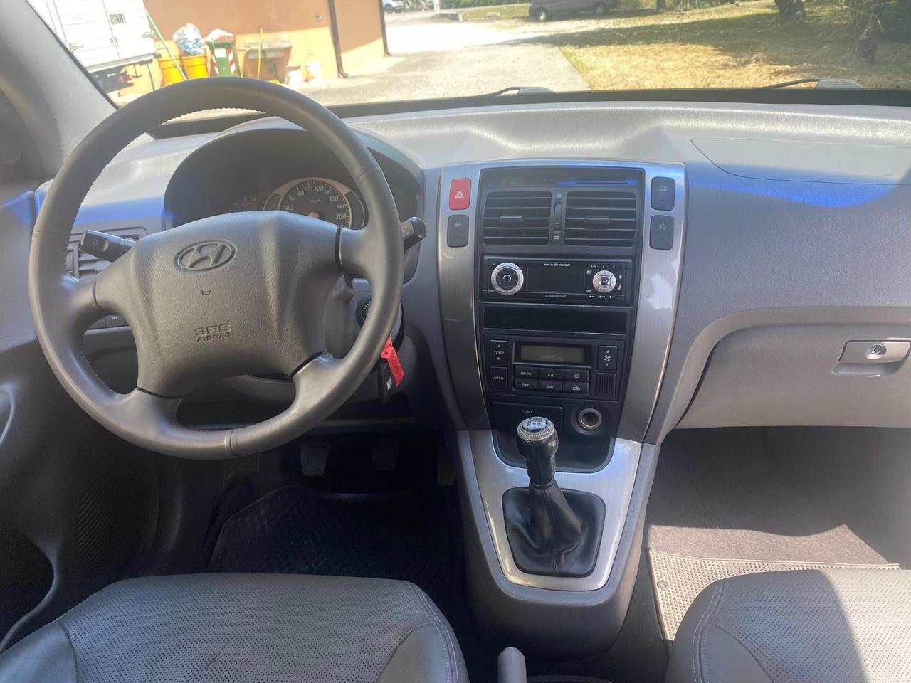 HYUNDAI TUCSON 2.0 CRDi TD MOLTO BELLA GUARDA