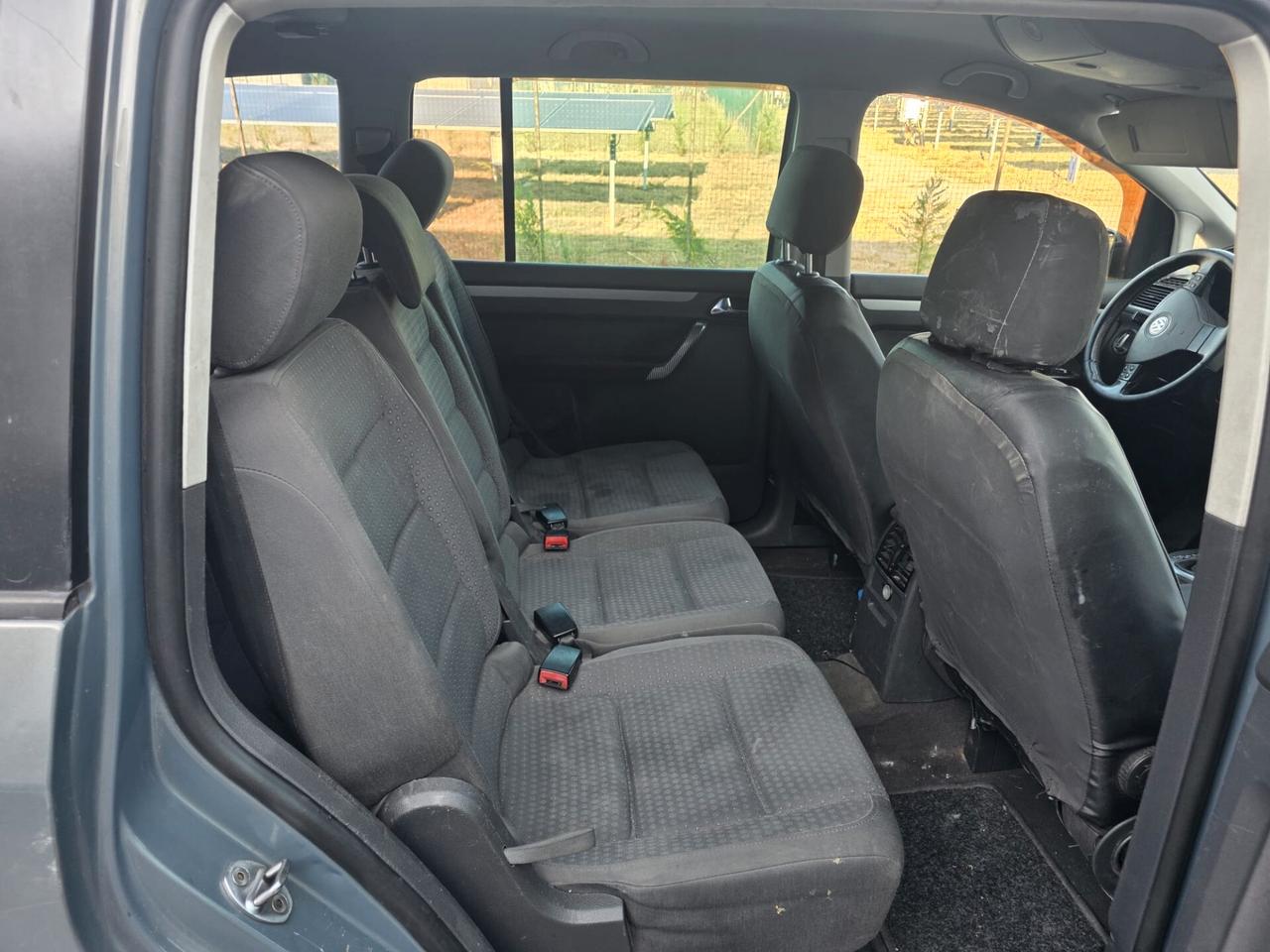 Volkswagen Touran 2.0 16V TDI Highline