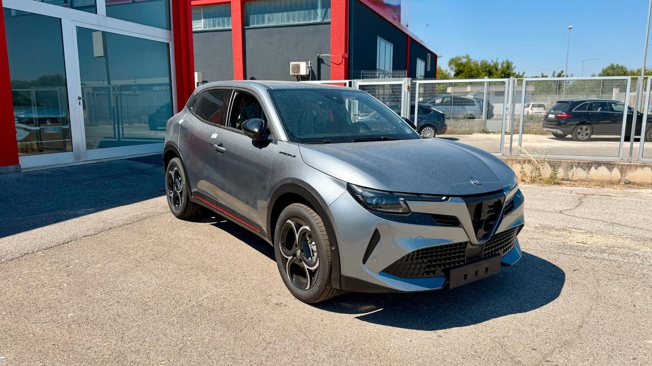 Alfa Romeo Junior 1.2 145 CV Hybrid eDCT6 Speciale