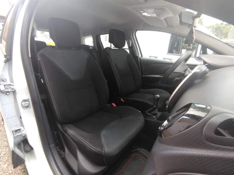 Toyota RAV 4 2.5 Hybrid 2WD Exclusive