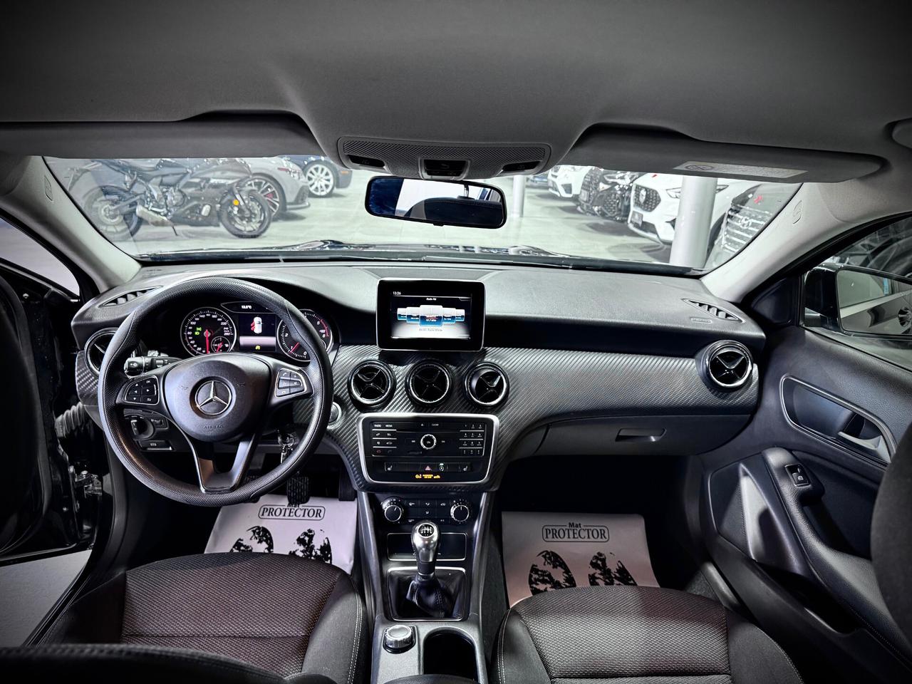 Mercedes-Benz GLA 180d 109CV Sport