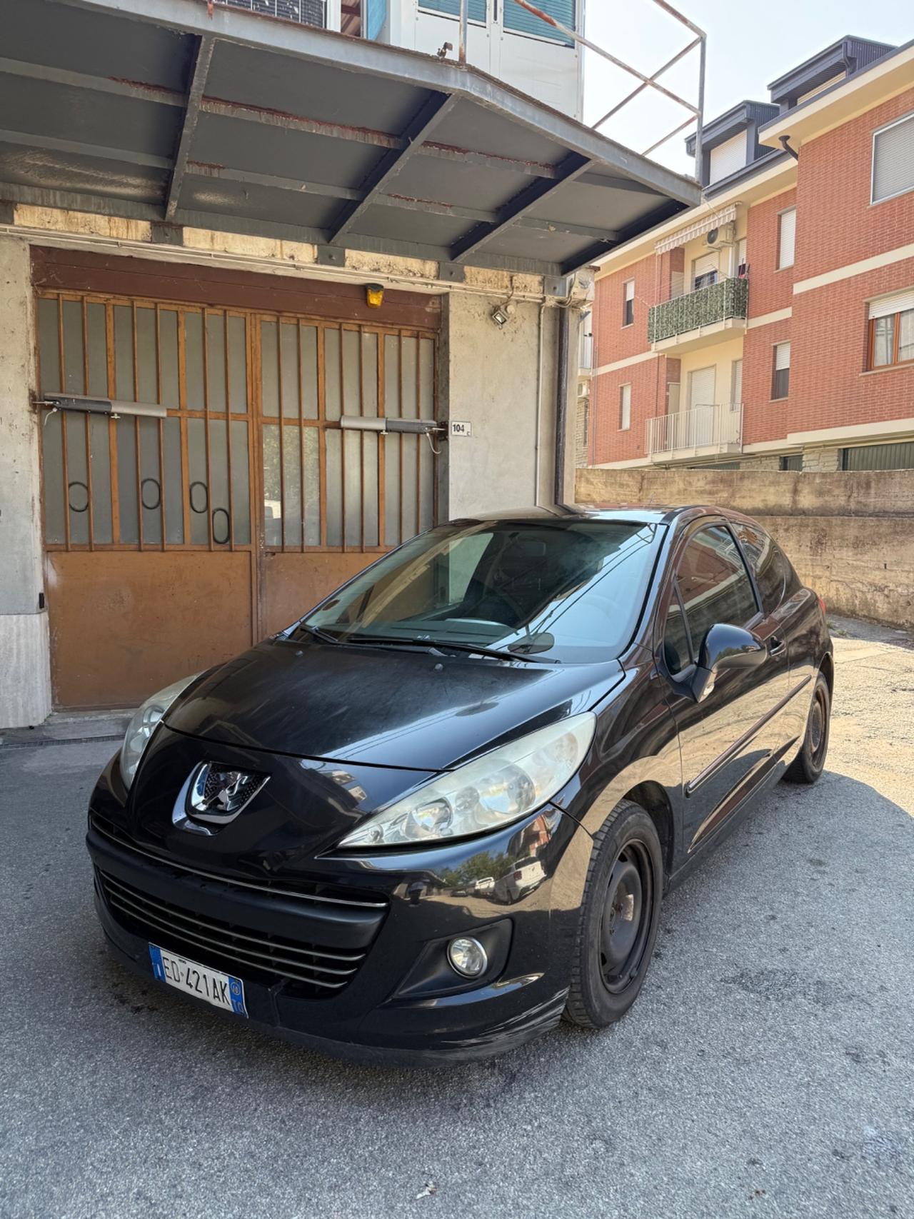 Peugeot 207 1.6 HDi 90CV 3p. 99g