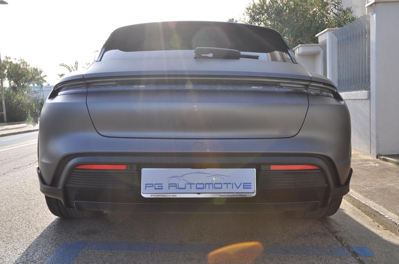Porsche Taycan 4 Cross Turismo