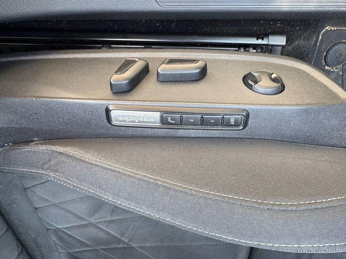 Volkswagen Golf 1.4 tsi ehybrid Style 204cv dsg