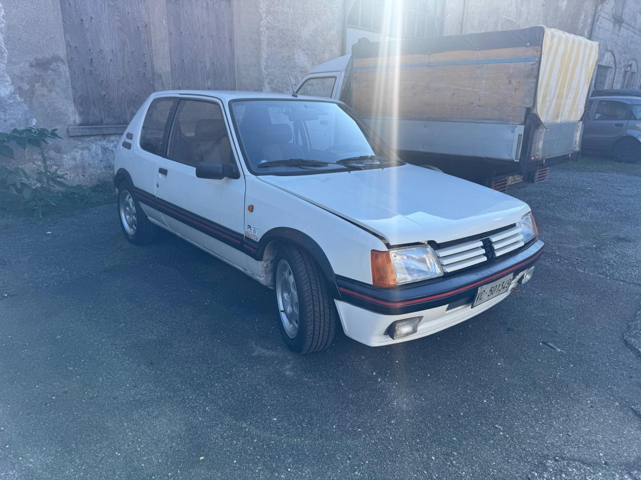 Peugeot 205 1.9 3 porte GTI