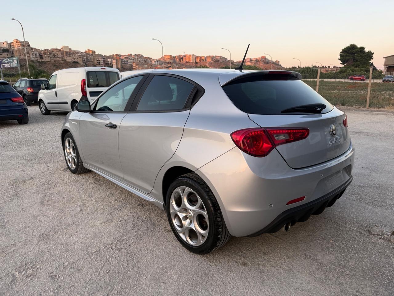 Alfa Romeo Giulietta 1.6 JTDm-2 120 CV Sprint 2015