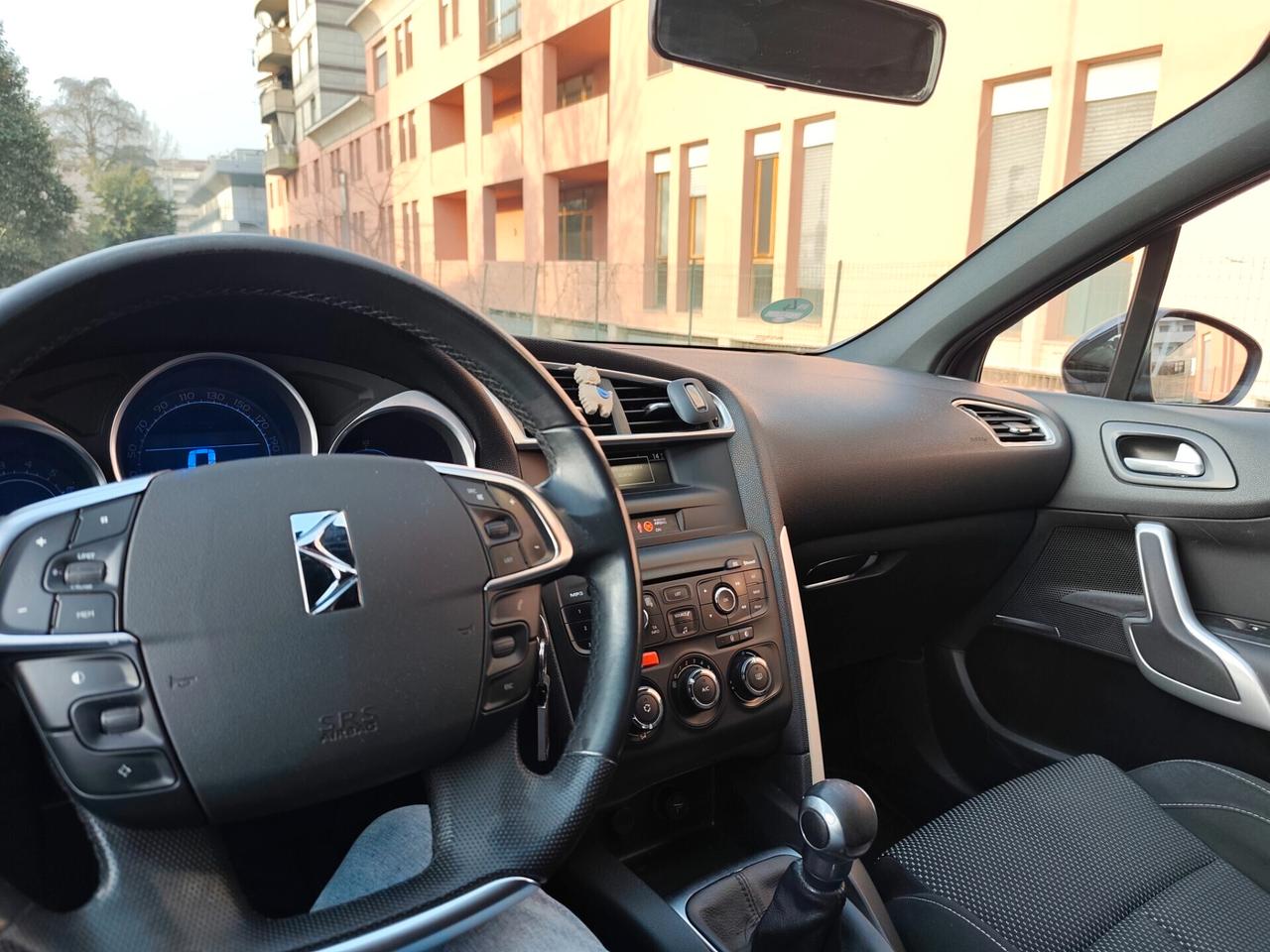 Ds DS4 1.6 VTi 120 CV euro 5 neopatentati