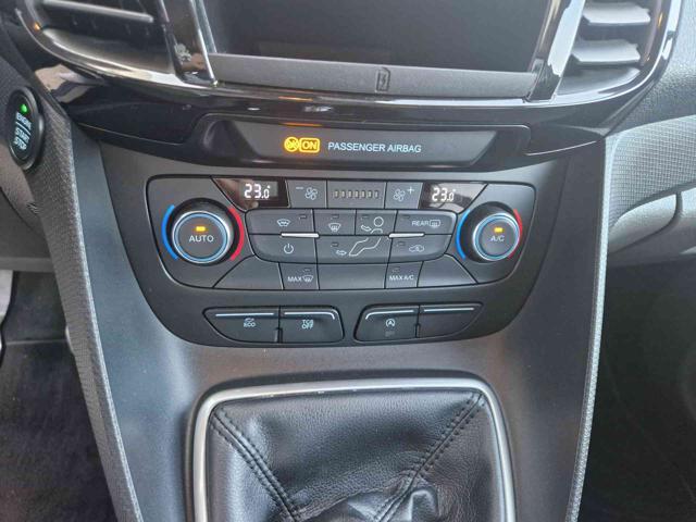 FORD Tourneo Connect 1.5 TDCi 120 CV Titanium