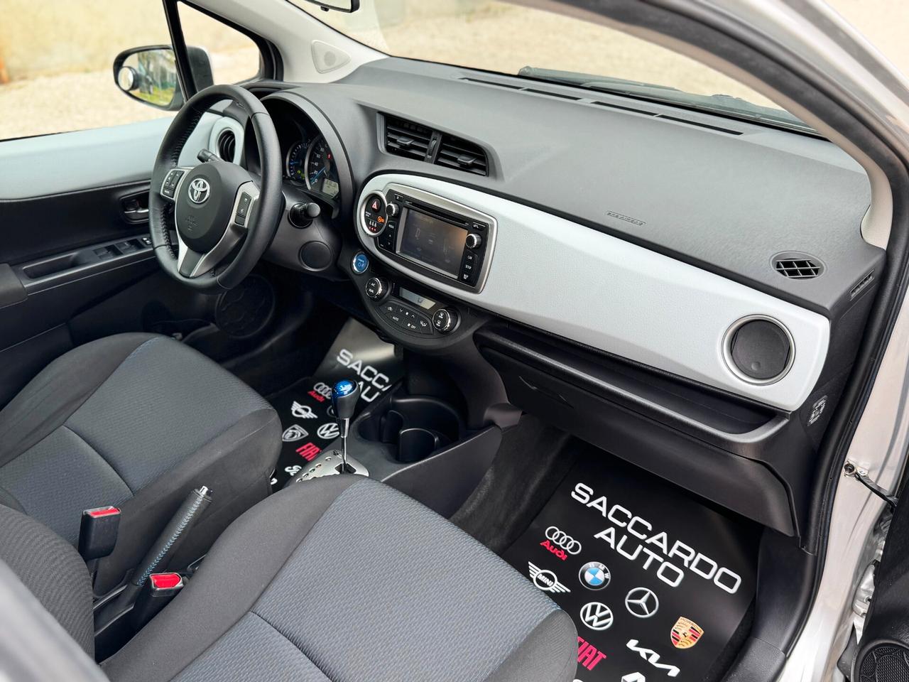 Toyota Yaris 5p 1.5h Hybrid 74cv Lounge+ | UNICO PROPRIETARIO