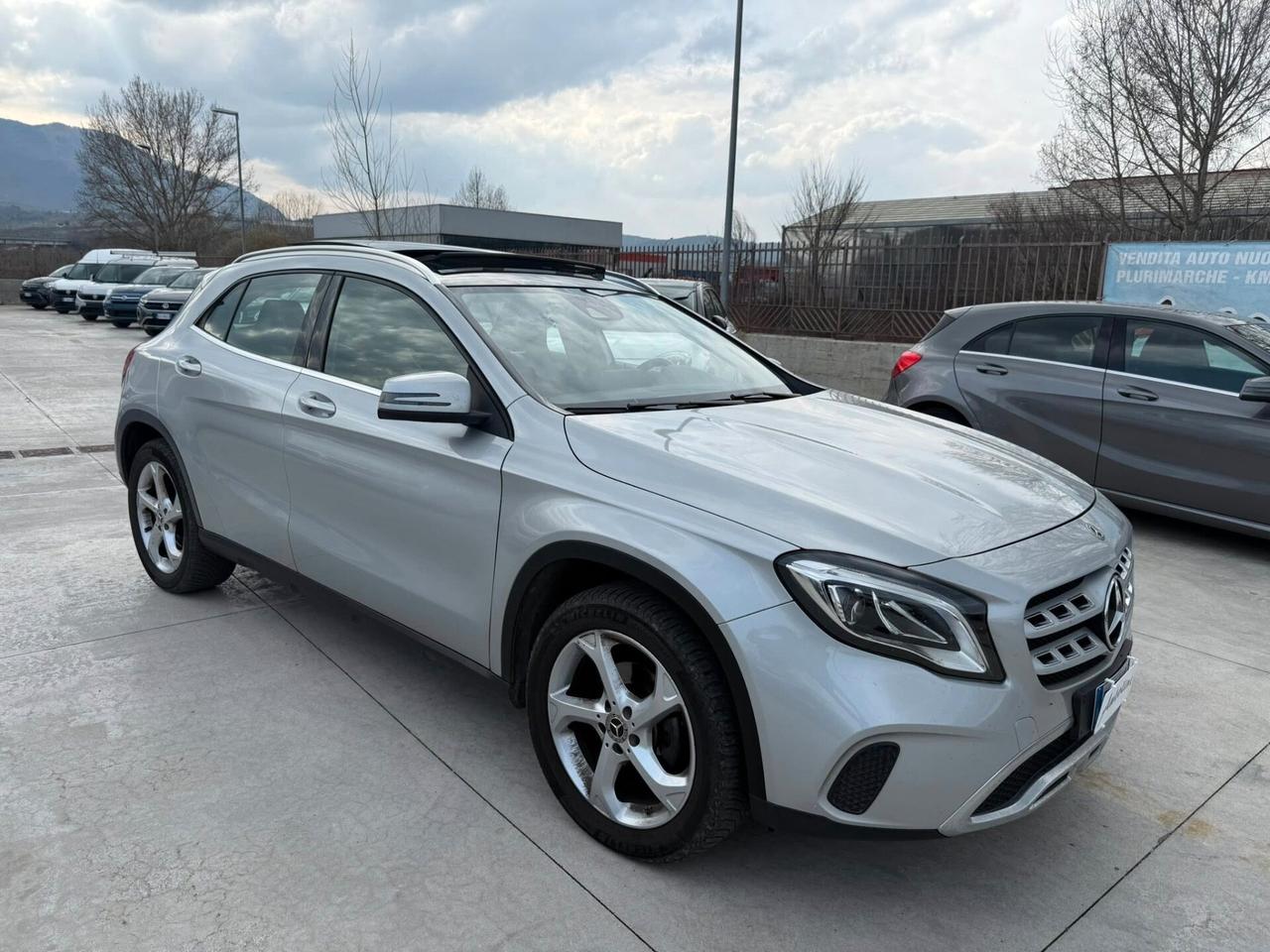 Mercedes-benz GLA 200D -SPORT- TETTO-RETROCAMERA