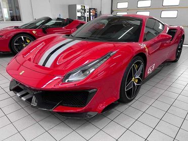 FERRARI 488 Pista