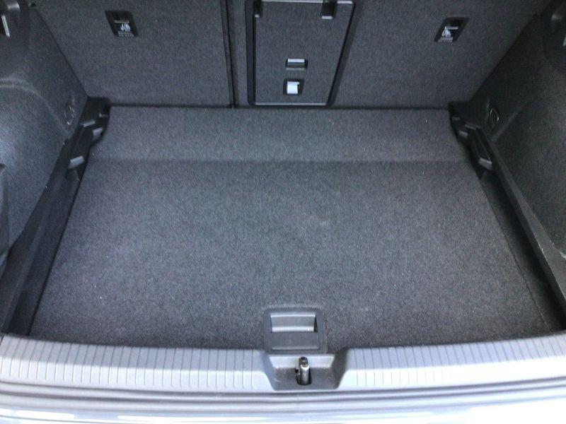 Volkswagen Golf Golf 1.5 tsi evo R-Line 130cv