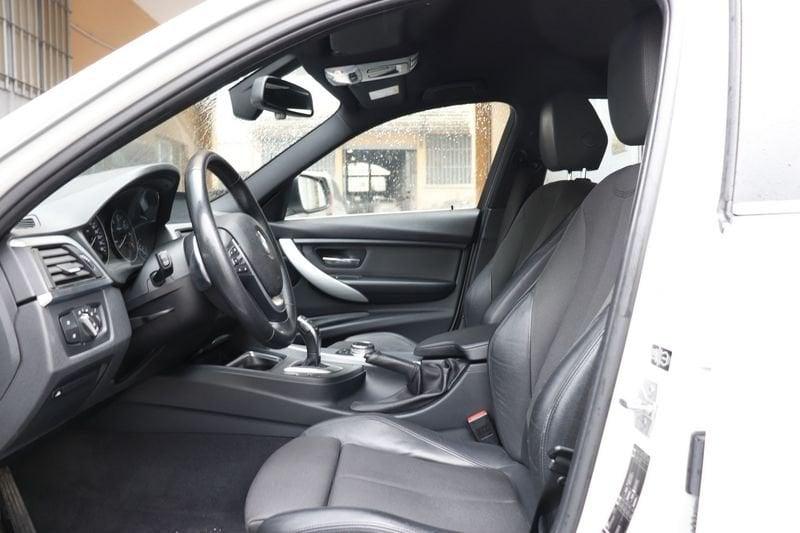BMW Serie 3 330dA xDrive Sport MOTORE ROTTO Unicoproprietario