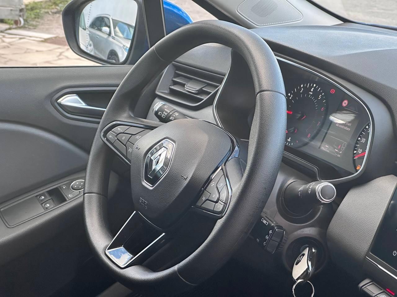 Renault Clio TCe 12V 100 CV 5 porte Intens NAVI - APPLE CARPLAY - ANDROIDAUTO - VETRI OSCURATI - FARI FULL LED