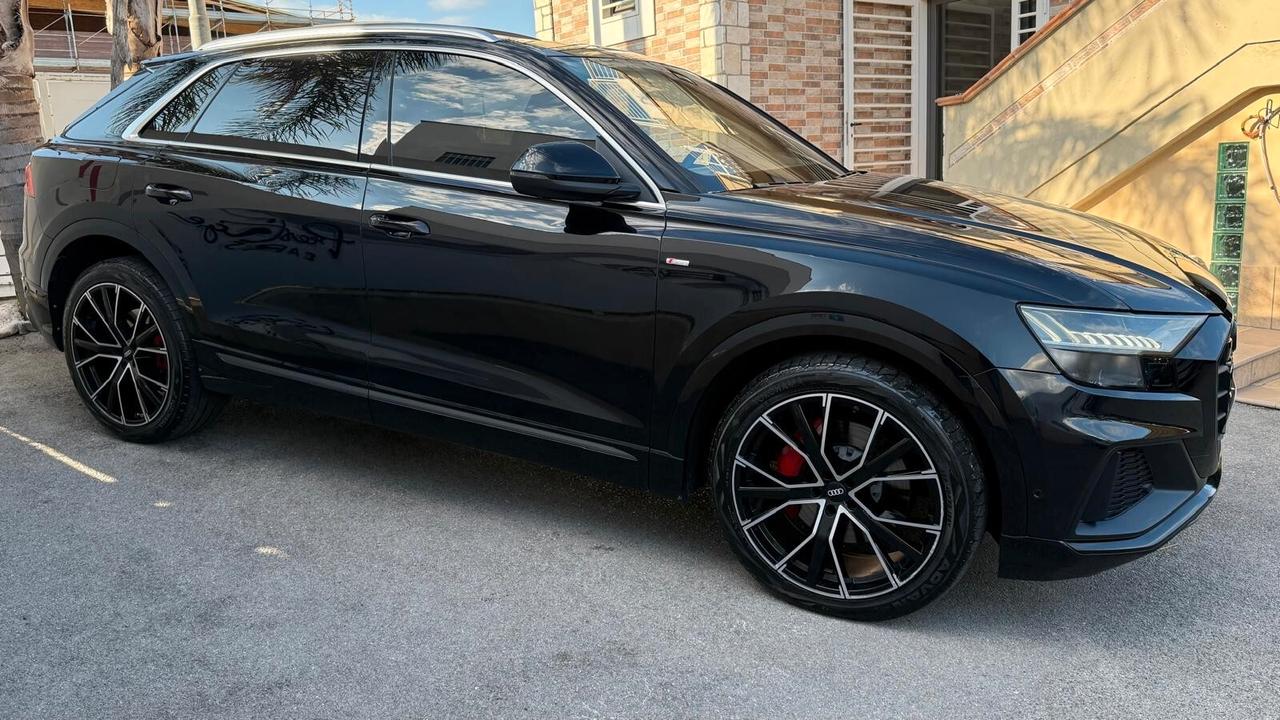 Audi Q8 50 TDI 286 CV QUATTRO S-LINE 2018 STRAFULL