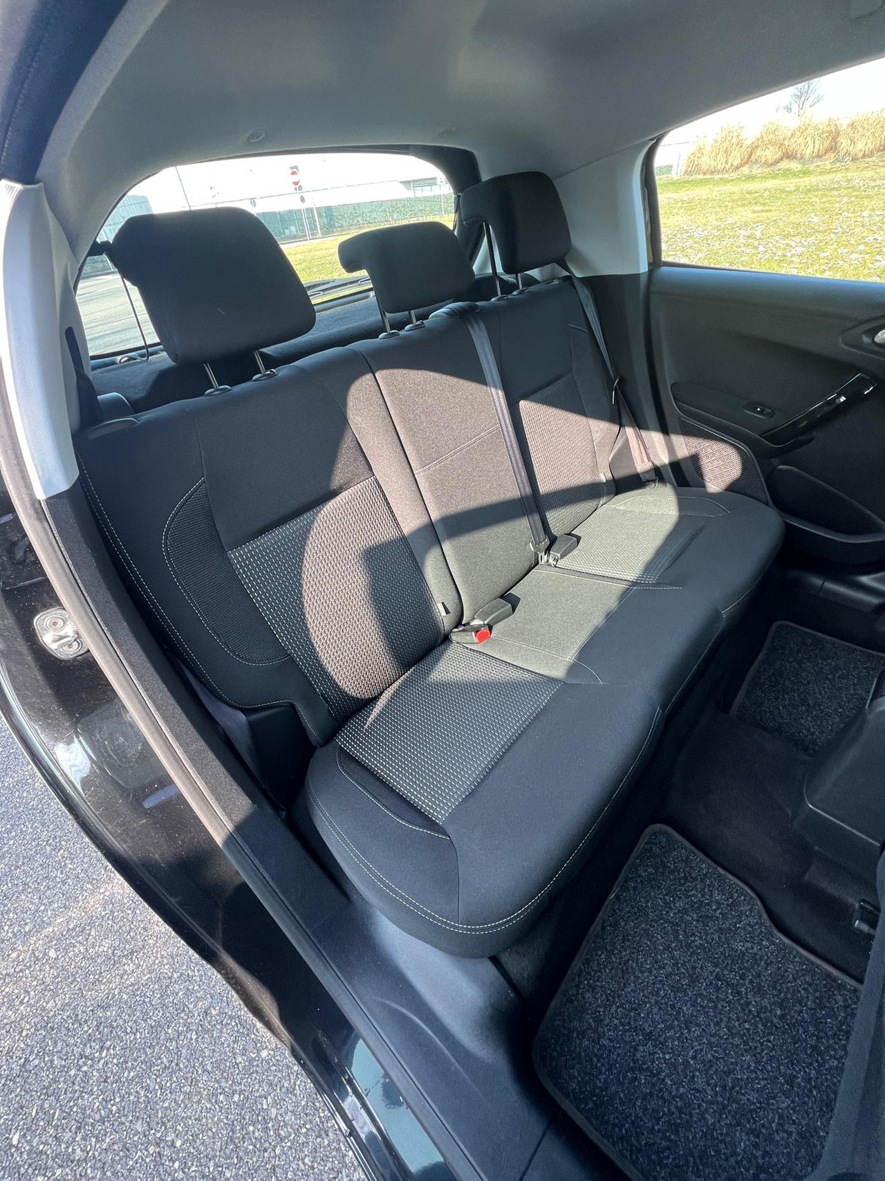 Peugeot 208 1.6 Diesel Ok Neopatentati