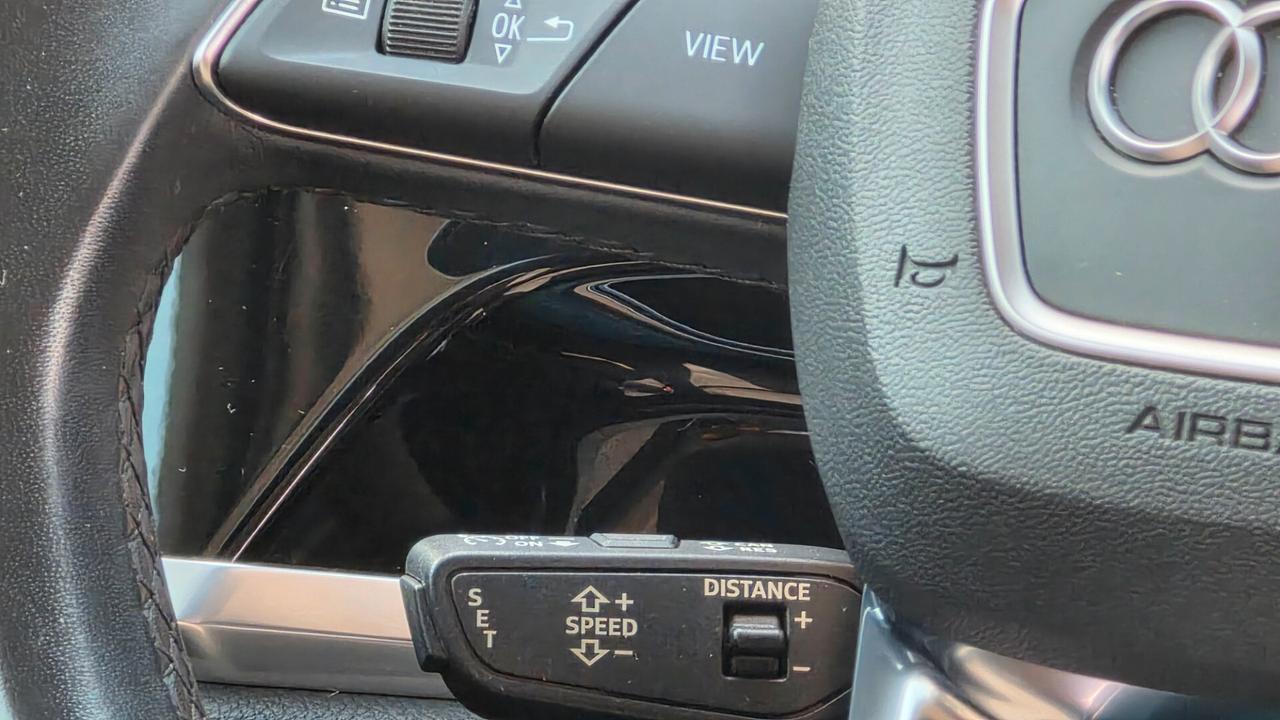 Audi Q3 2.0 TDI 150cv - S-TRONIC VIRTUAL COCKPIT