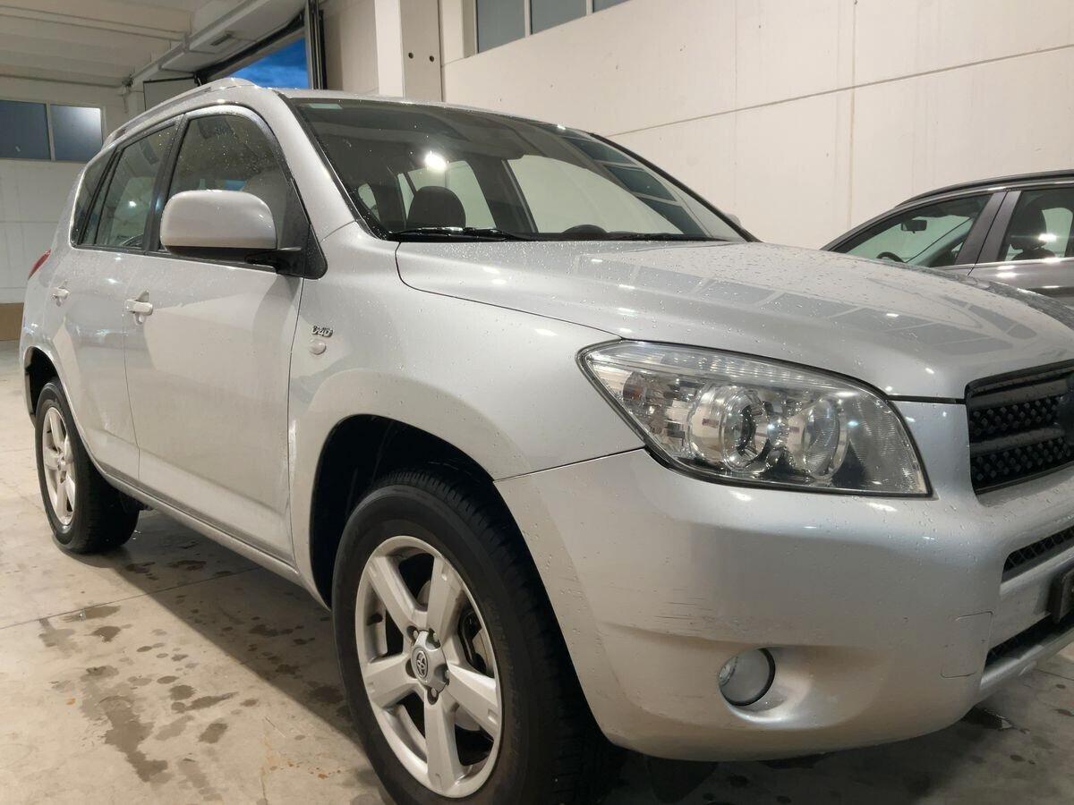 Toyota RAV 4 RAV4 2.2 Diesel 136 CV