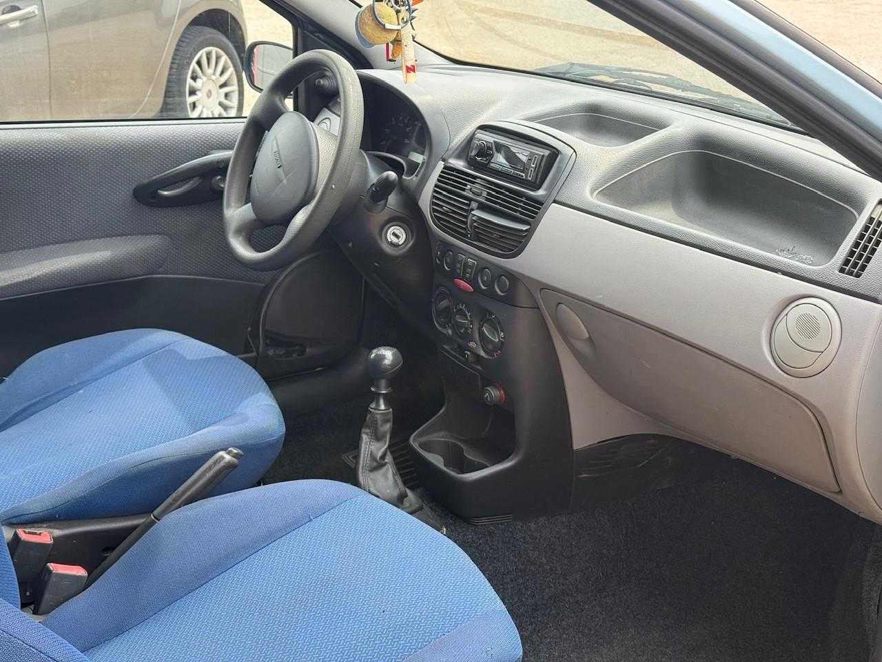 Fiat Punto 1.2i 16V cat 5 porte ELX
