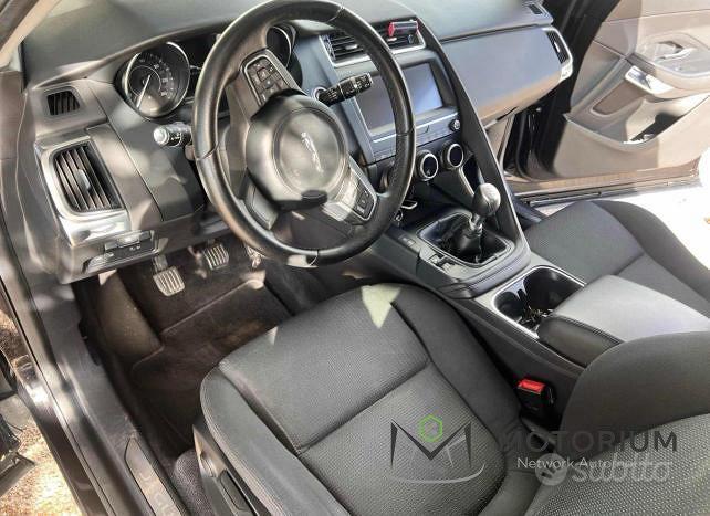 Jaguar E-Pace 2.0D 150cv