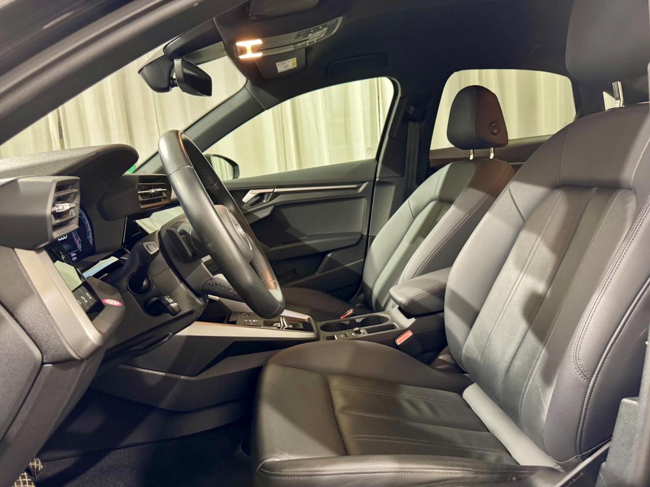 Audi A3 Sedan 35 TFSI Business Advanced