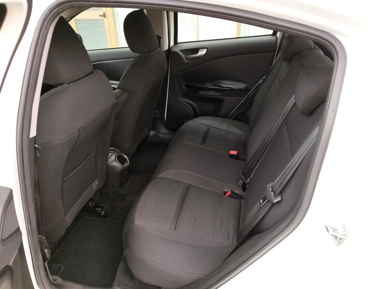 Alfa Romeo Giulietta - 1.6 JTDm-2 - Neopatentati