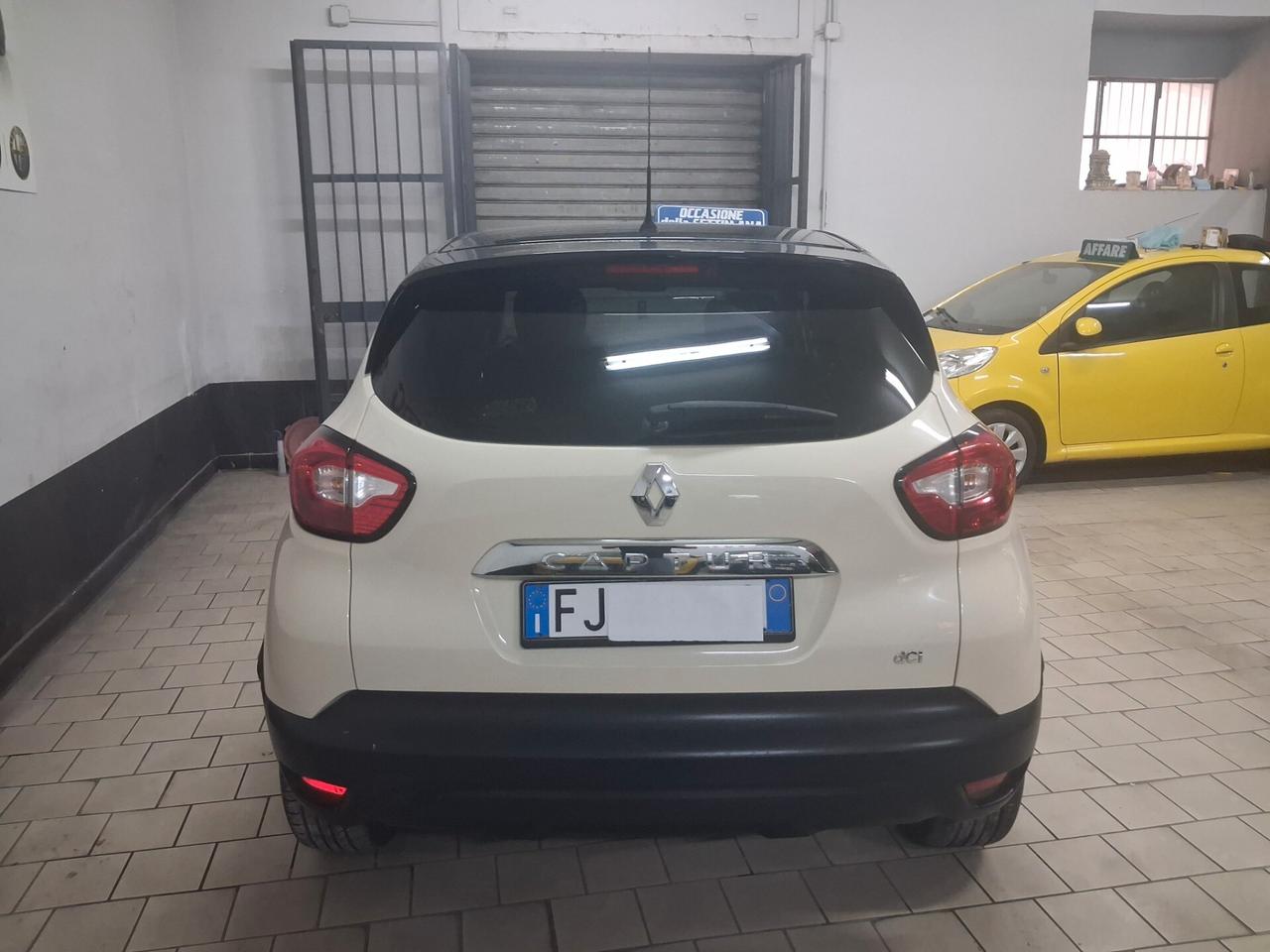 Renault Captur 1.5 dCi 8V 90 CV 2014