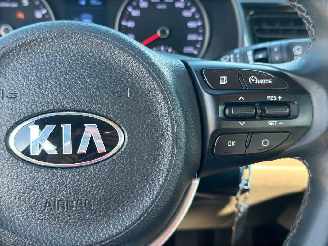 Kia Stonic 1.4 mpi eco Style GPL 97cv CON TELECAM E CARPLAY