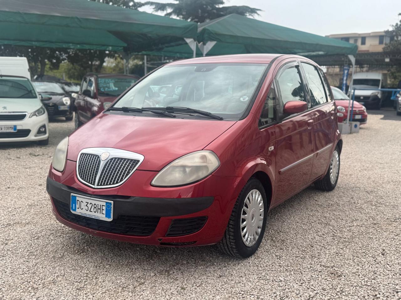 Lancia MUSA 1400 GPL 2006