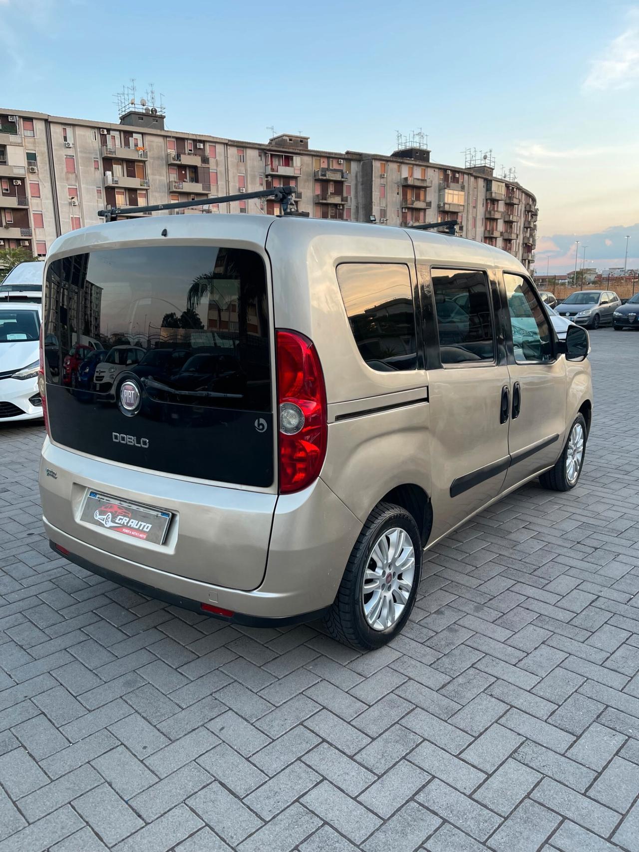 Fiat Doblò 5 posti Emotion